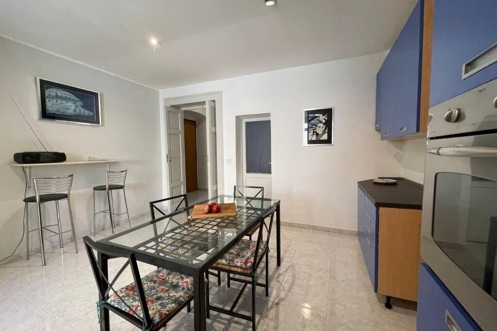 Petinoinapulia - Appartamento Per Famiglie E Amici バーリ エクステリア 写真